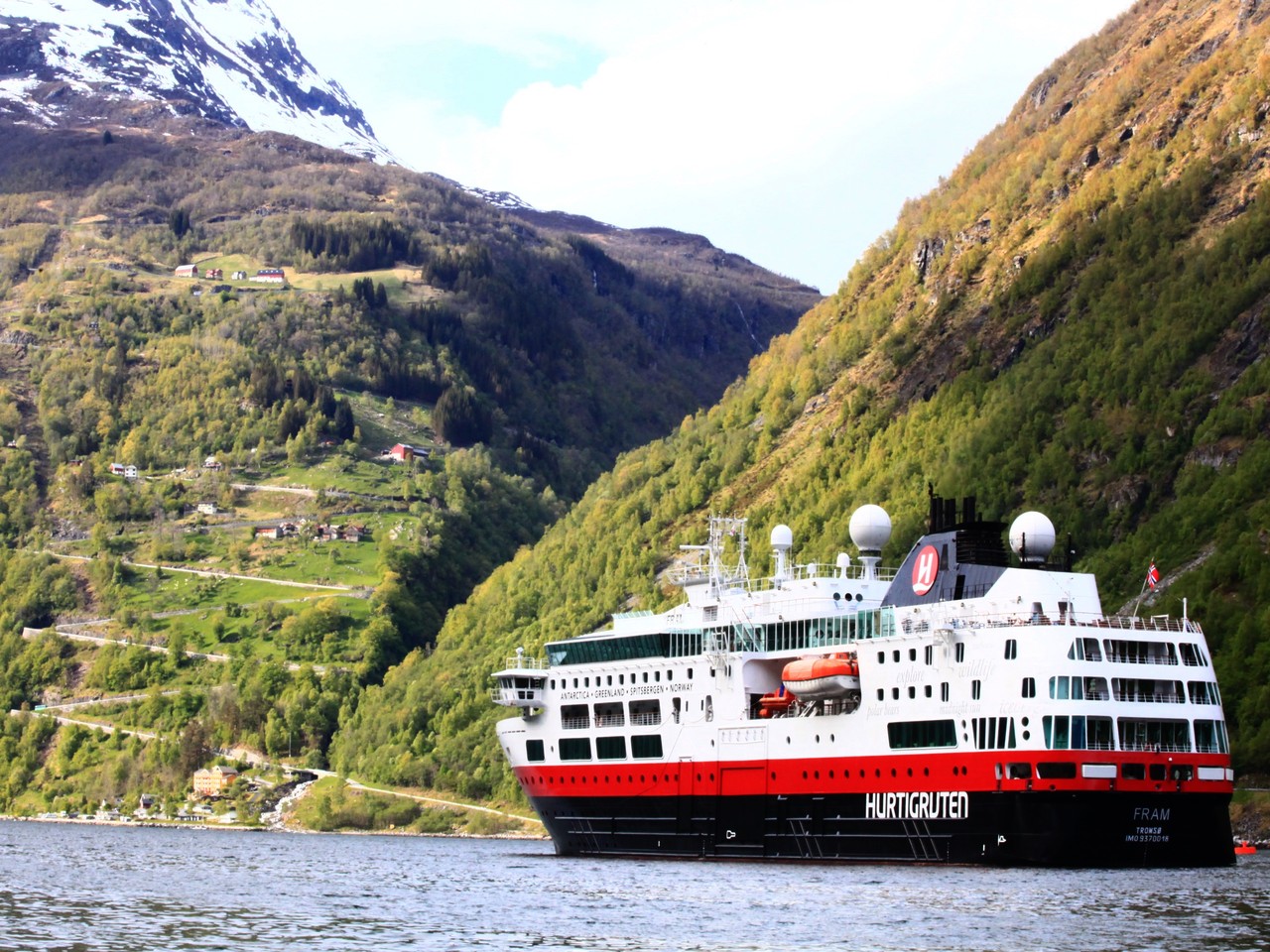 MS FRAM CRUCEROS EXPLORACION HURTIGRUTEN CRUCEROS ANTARTIDA
